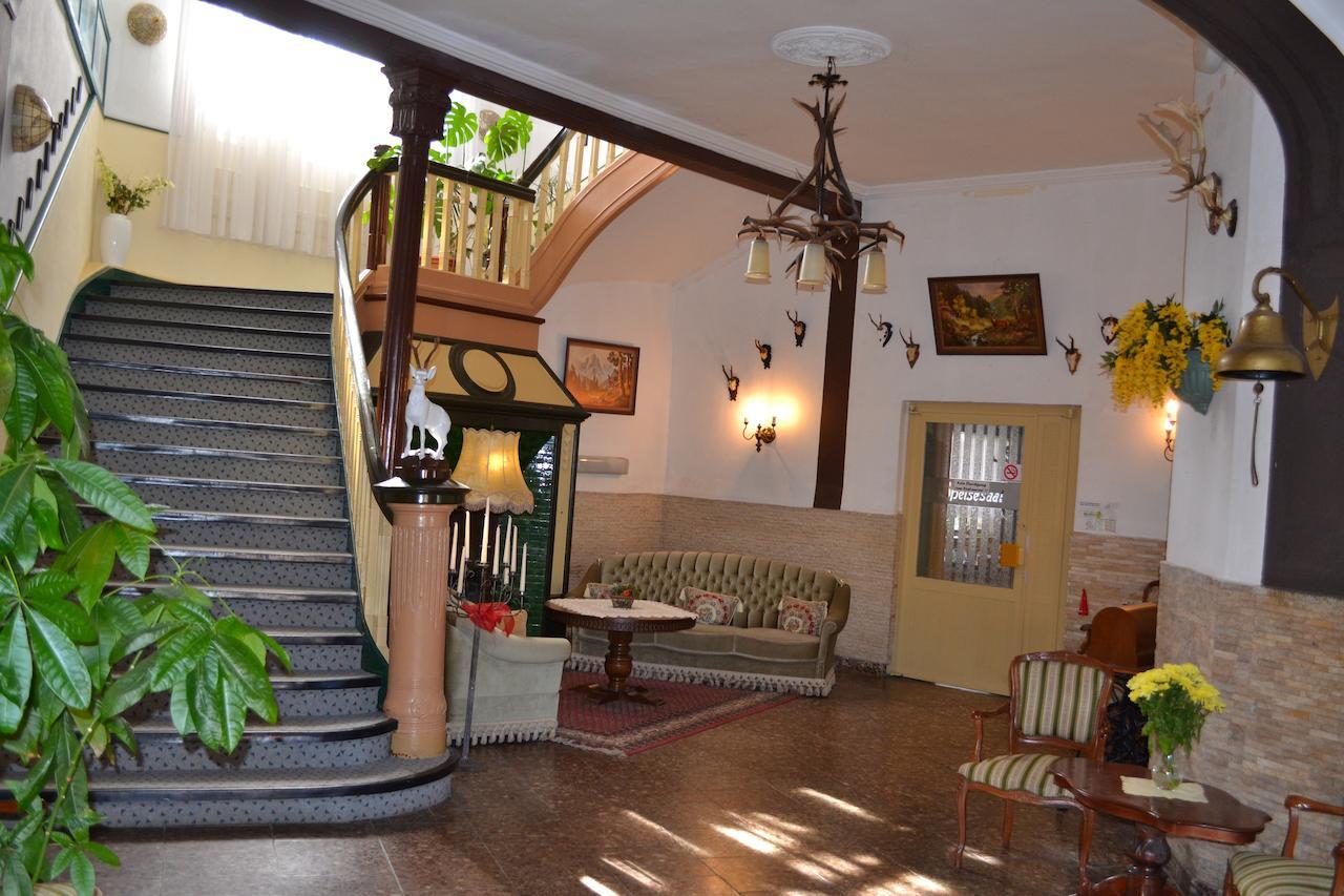 Hotel Weisser Hirsch Schwarzburg Exteriör bild