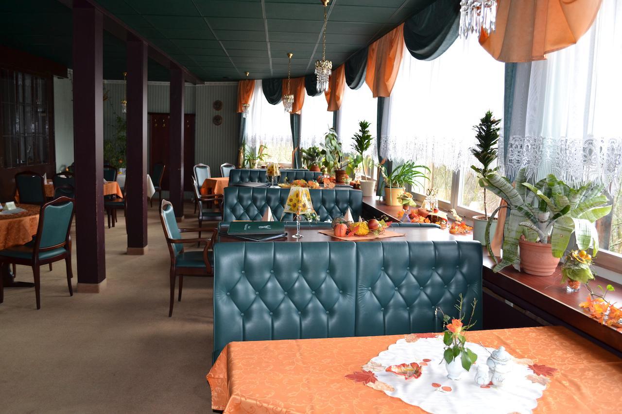 Hotel Weisser Hirsch Schwarzburg Exteriör bild